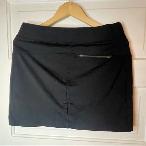 Athleta Midtown Drawstring Skort - Picture 5 of 9